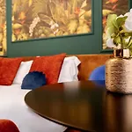 Colosseo Relais