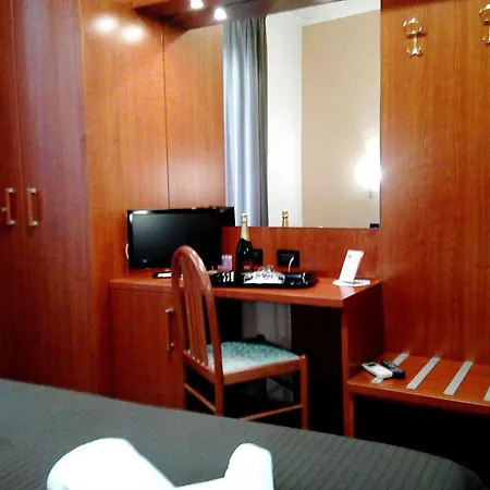 بيت ضيافة Colosseo Relais 4*